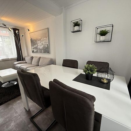 Fachwerkhaus mit 2 getrennten Schlafzimmern, Wohnzimmer und Küche Bückeburg Exterior foto