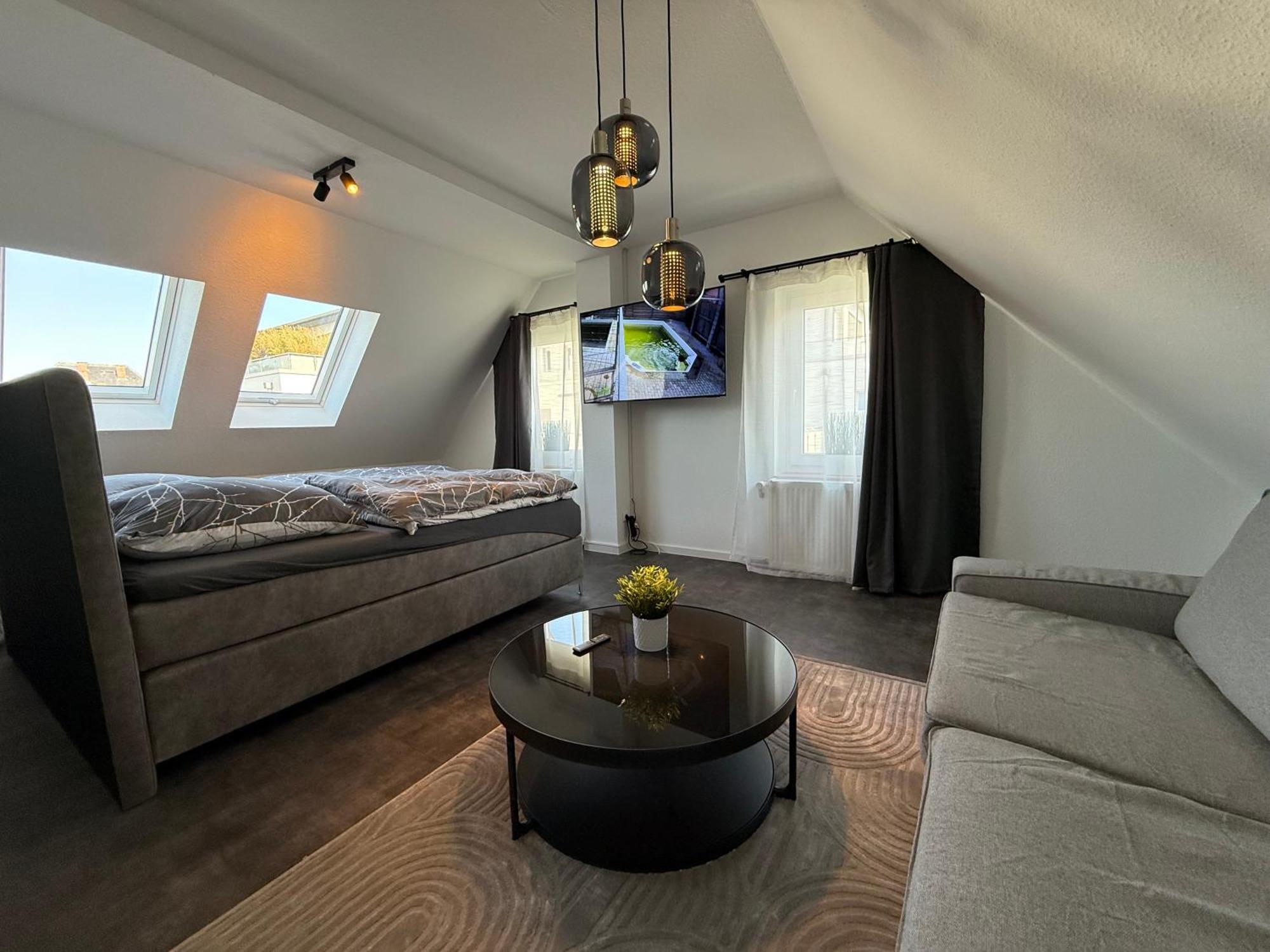 Fachwerkhaus mit 2 getrennten Schlafzimmern, Wohnzimmer und Küche Bückeburg Exterior foto
