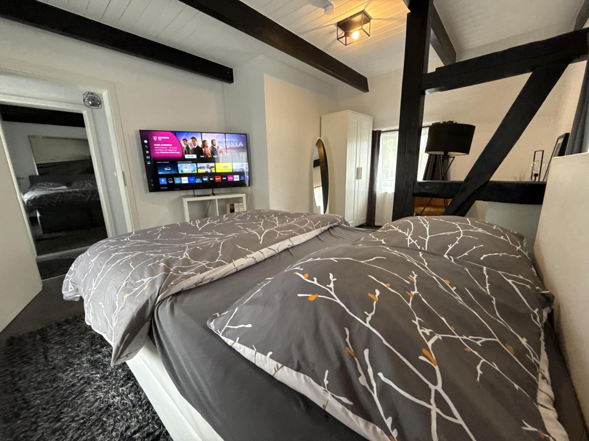 Fachwerkhaus mit 2 getrennten Schlafzimmern, Wohnzimmer und Küche Bückeburg Exterior foto